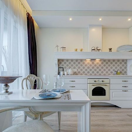 Bright Apartment Near Akropolis Вилнюс Екстериор снимка