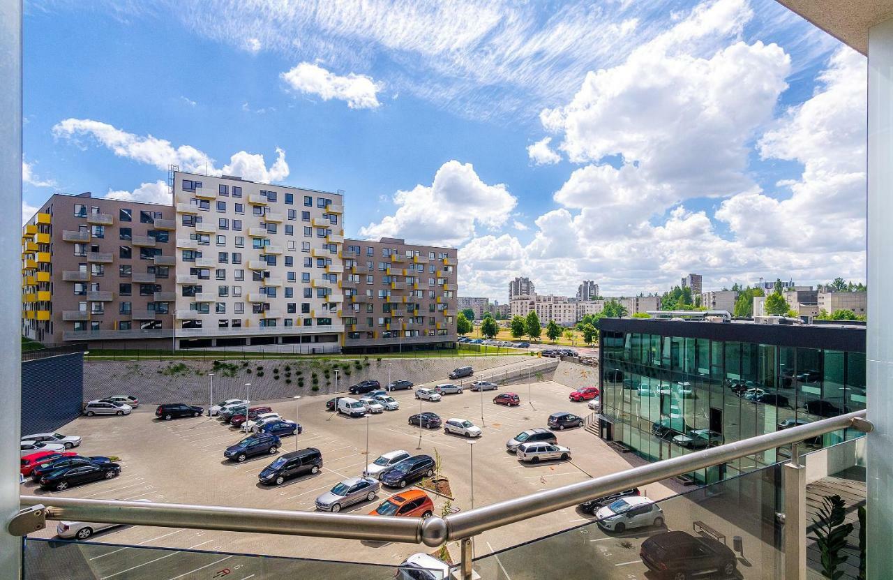Bright Apartment Near Akropolis Вилнюс Екстериор снимка
